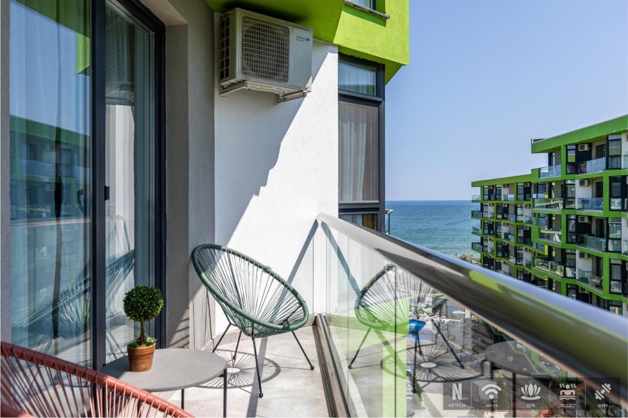 Excentric Apartament&Sea View by Alezzi Năvodari Exterior foto