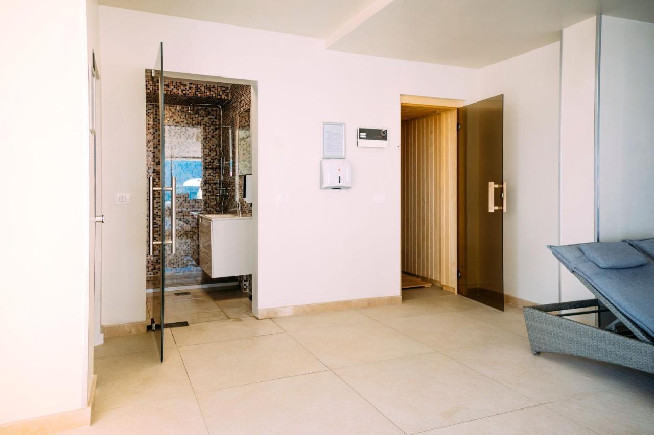 Excentric Apartament&Sea View by Alezzi Năvodari Exterior foto